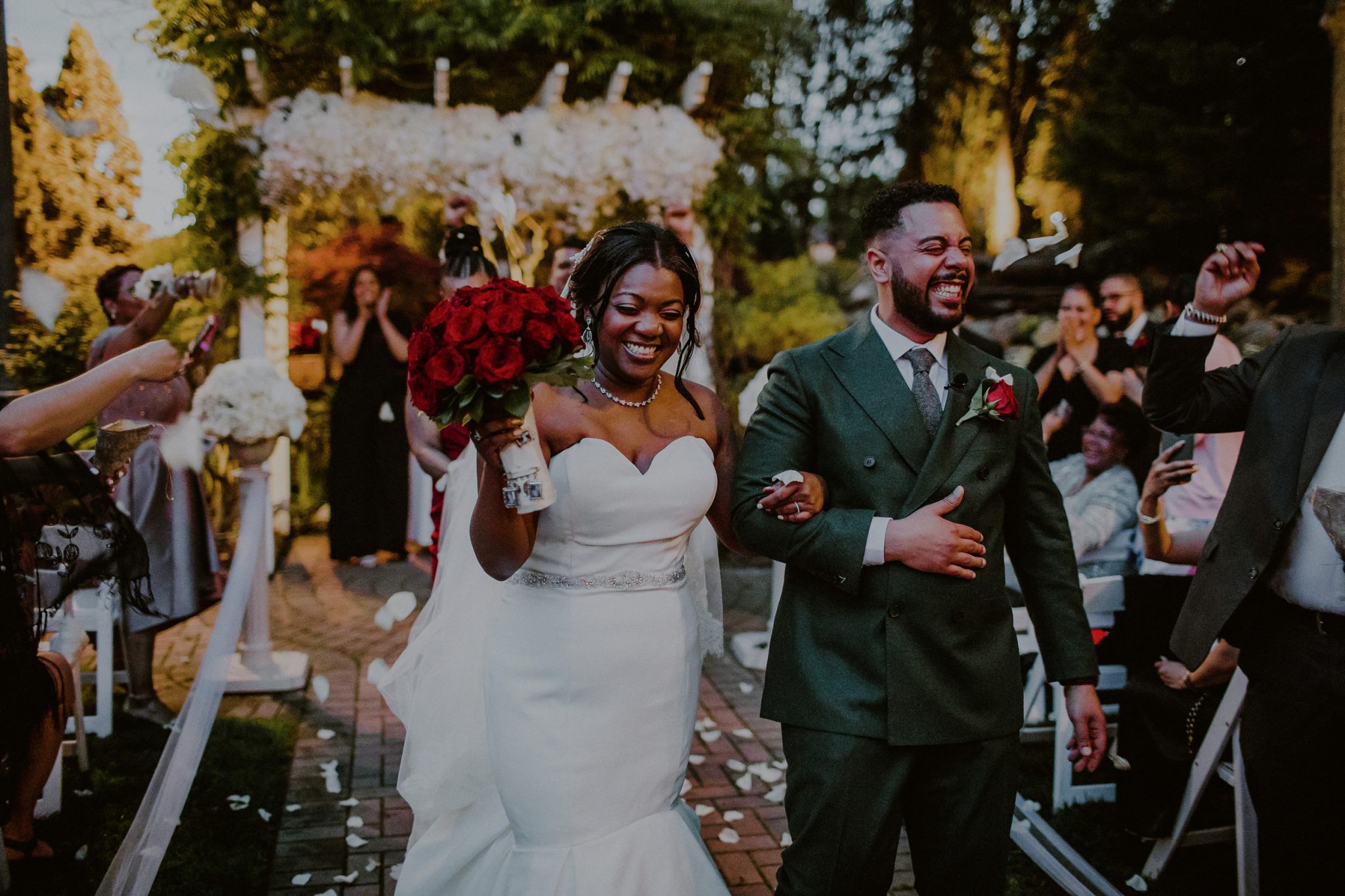 evening wedding ceremony outdoors at fox hollow 