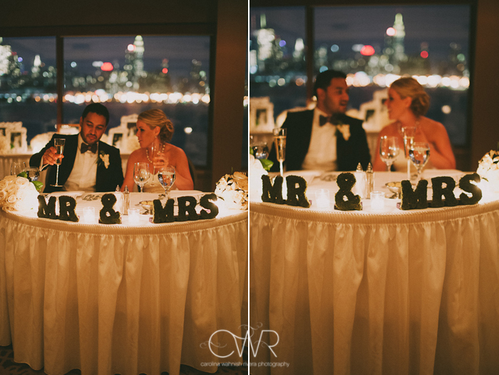 Chart House Weehawken NJ: Mr and Mrs signs in moss