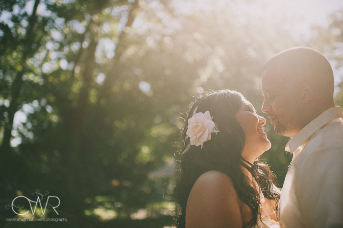 artistic wedding photos of bride and groom in sunlight with vintage touches
