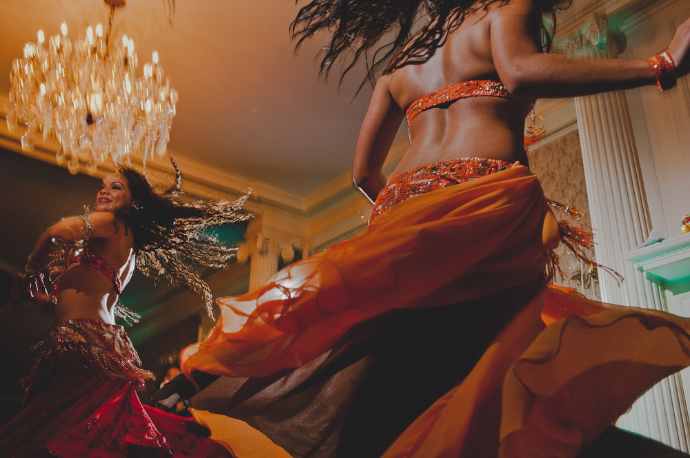 mehndi belly dancers