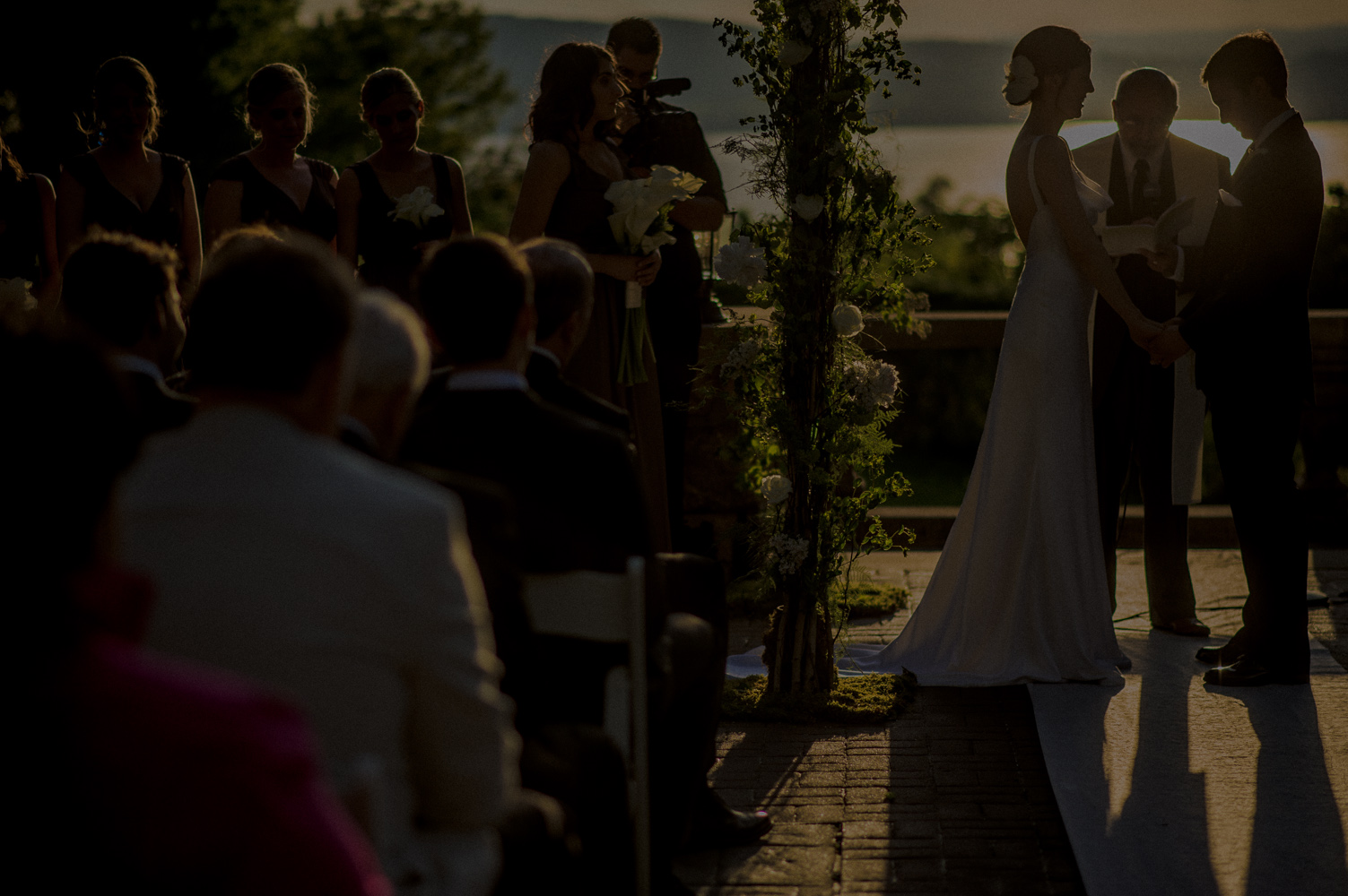 late afternoon outdoor wedding ceremony