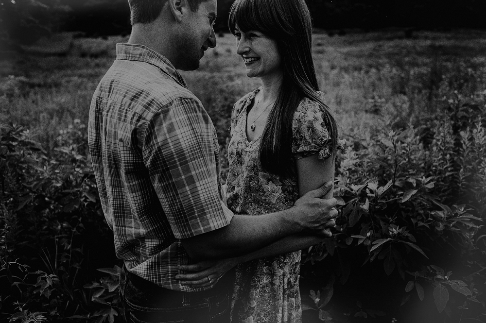 Willowwood Arboretum engagement pictures