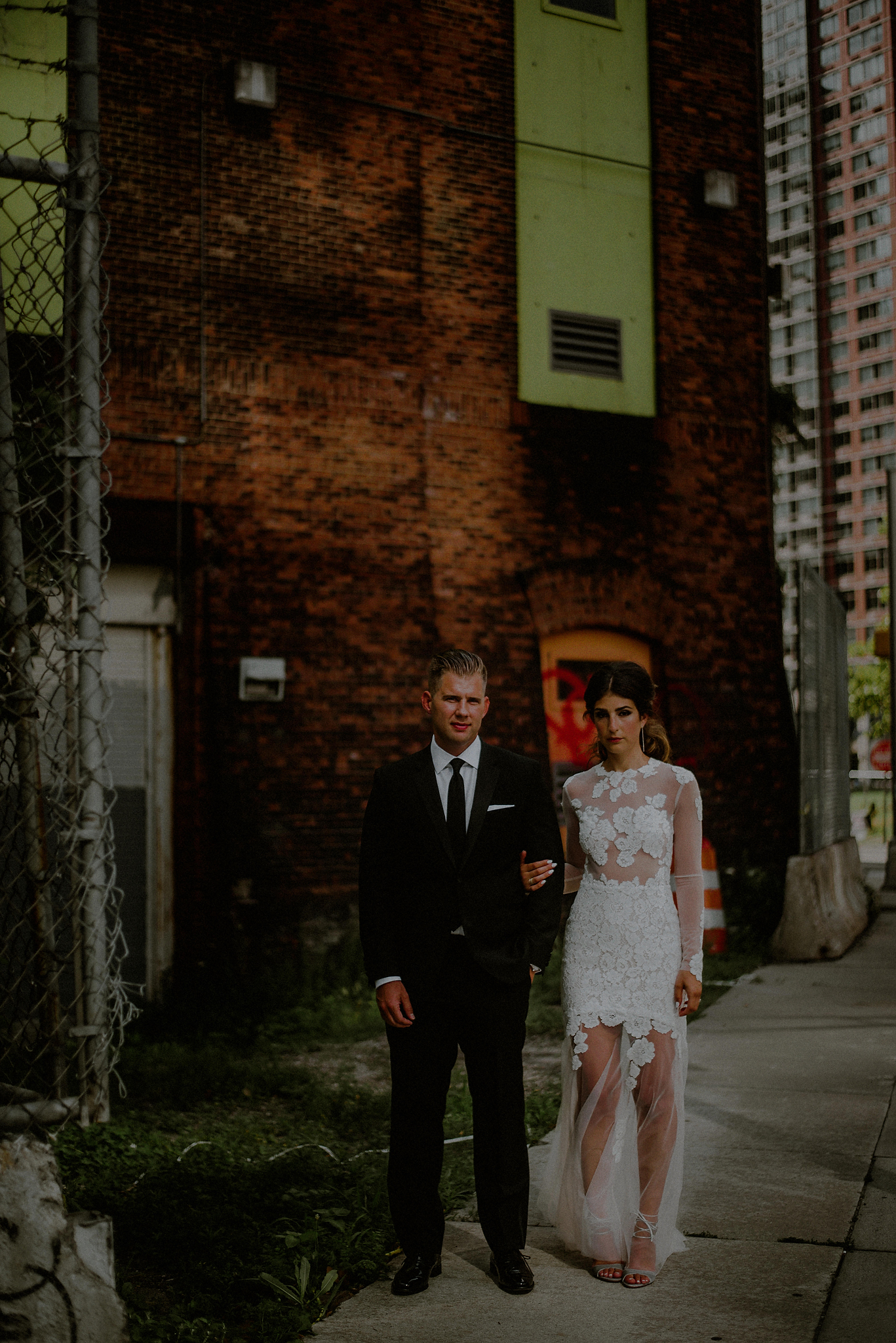 dramatic wedding pictures
