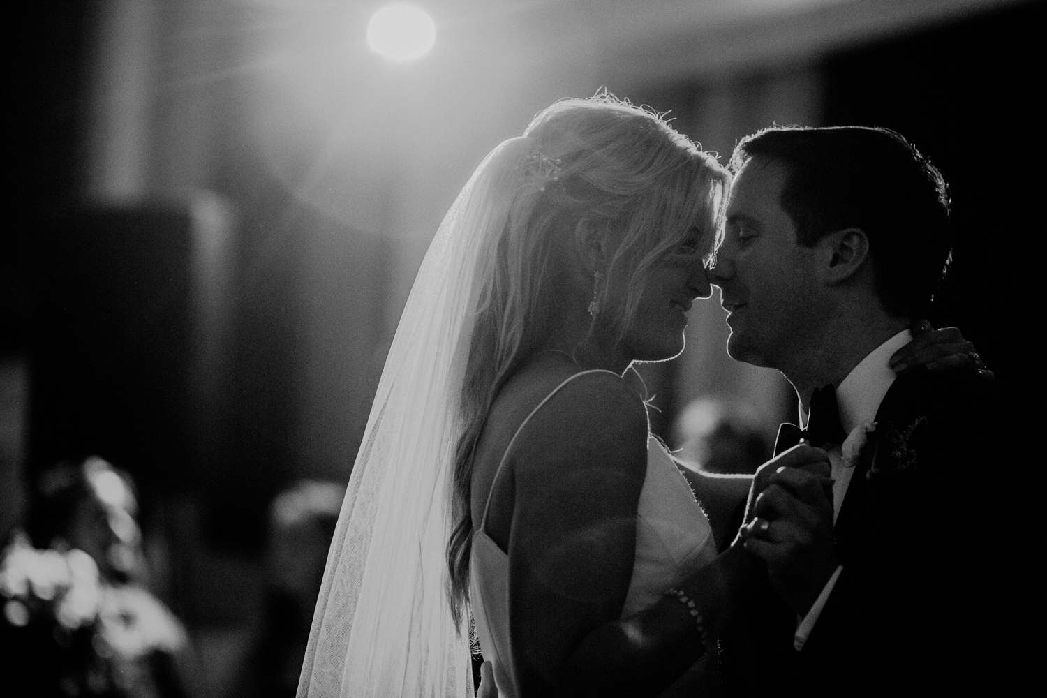 fiddlers elbow wedding bride and groom first dance by Carolina Rivera
