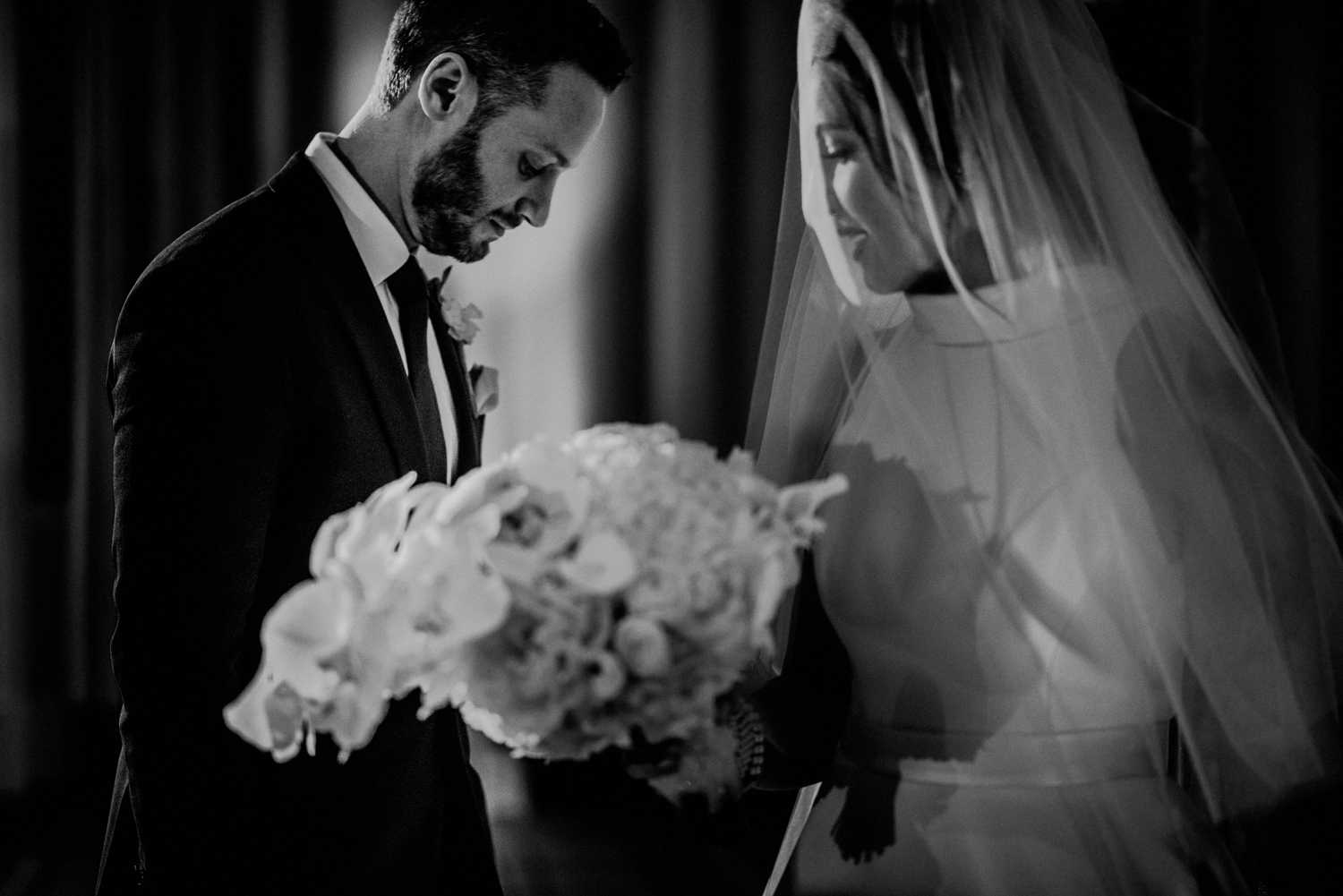 traditional jewish wedding at NY Botanical Gardens