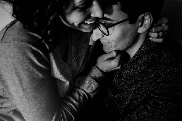 romantic-engagement-session