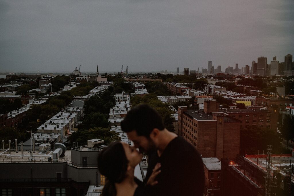 incorporating meaningful locations in an nyc engagement photo session